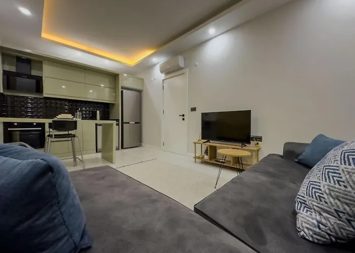 Havalimanina Yakin 1+1 Lux Suite